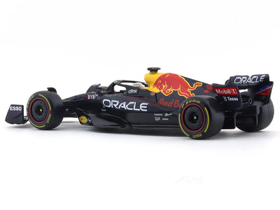 Bburago - 1/43 Scale Model - 2022 RedBull racing RB18 #1 Max Verstappen