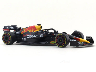 Bburago - 1/43 Scale Model - 2022 RedBull racing RB18 #1 Max Verstappen