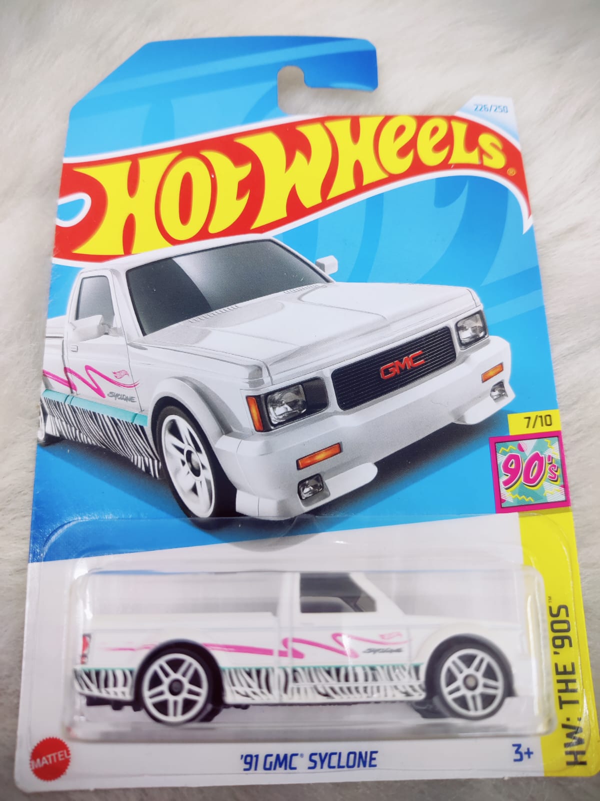Hot Wheels '91 GMC' Syclone Vehicle Exclusive Collection