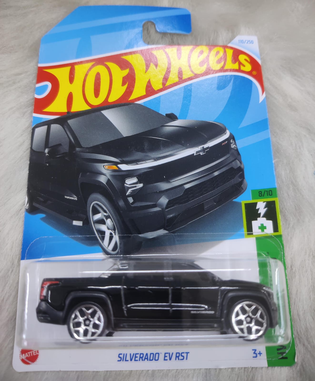 Hot Wheels Silverado EV RST Vehicle Exclusive Collection