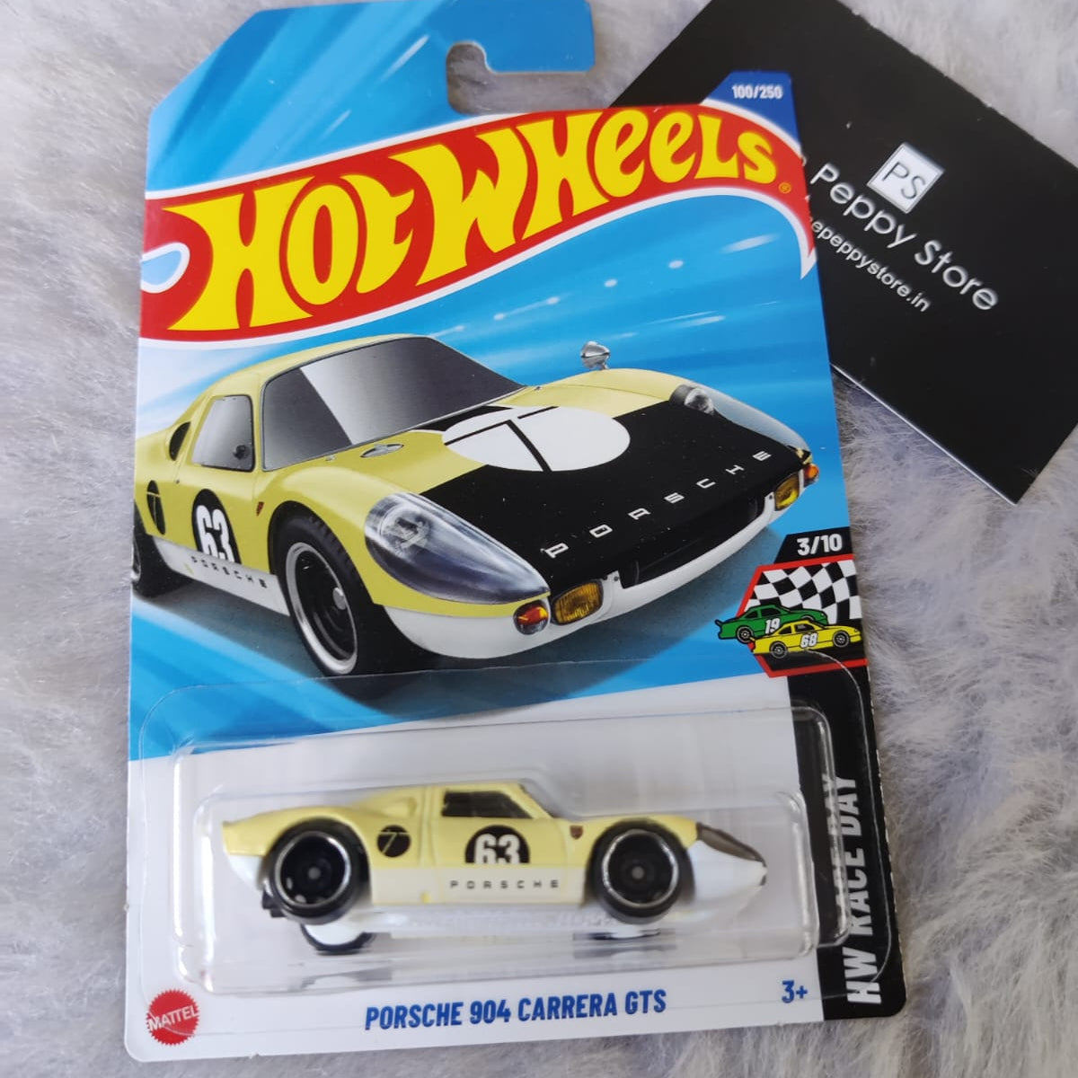 Hot Wheels Imported Porsche 904 Carrera GTS Vehicle Exclusive Collection 2025 C and D Case